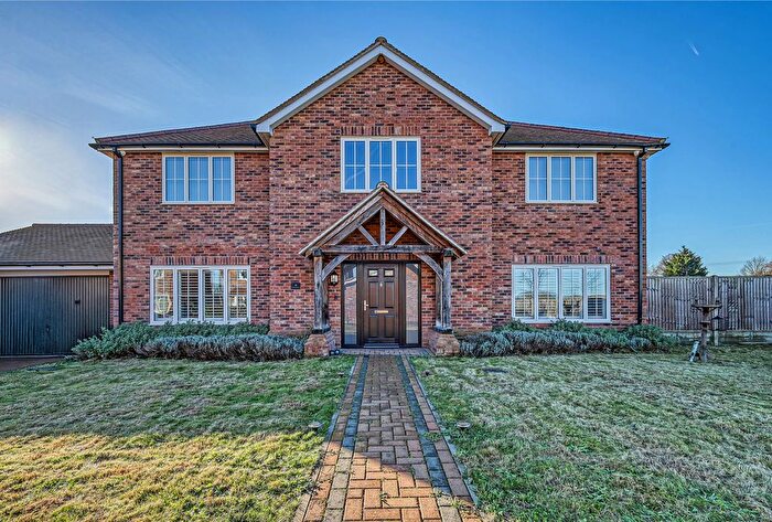 5 Bedroom Detached House For Sale In Little Ridings Lane, Ingatestone, CM4