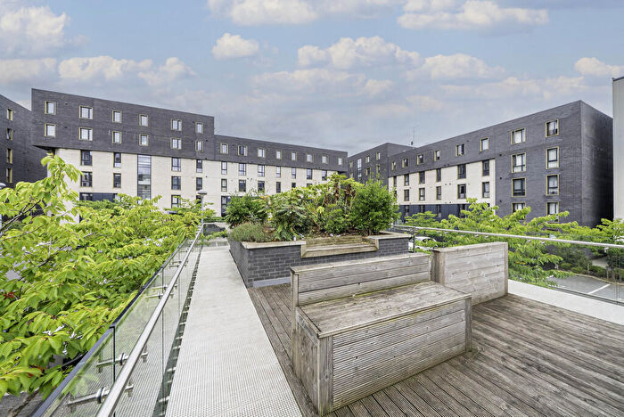 2 Bedroom Apartment To Rent In Fabrick Square, Lombard Street, B12