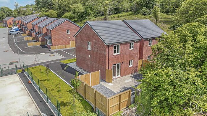 3 Bedroom Detached House For Sale In Clos Yr Ysgol, Clyne, Neath, SA11