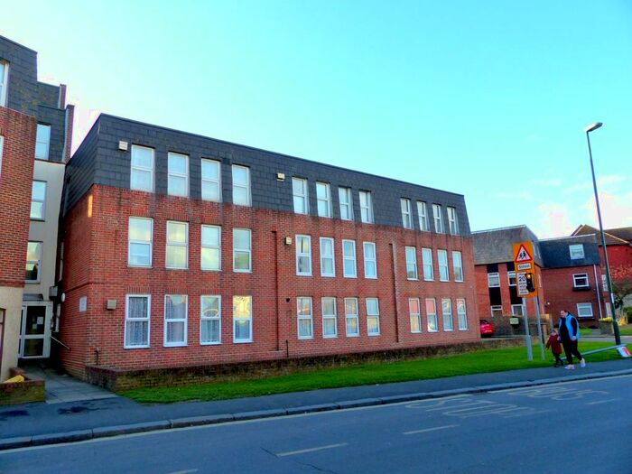 1 Bedroom Flat To Rent In Lyon Street, Bognor Regis, PO21