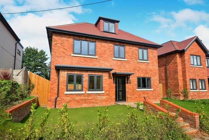 4 Bedroom Detached House To Rent In Gore Lane, Eastry, Sandwich, Kent, CT13