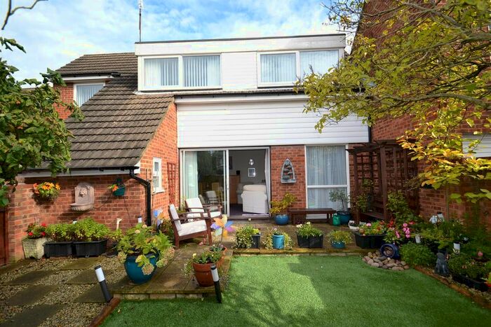 3 Bedroom Terraced House To Rent In Eskdale, London Colney, St. Albans, AL2