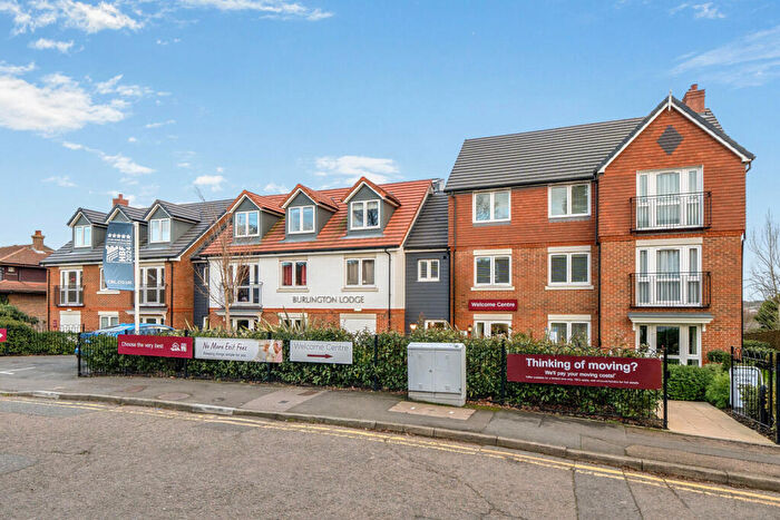 2 Bedroom Apartment For Sale In Birchwood Park Avenue, Swanley, Kent, BR8
