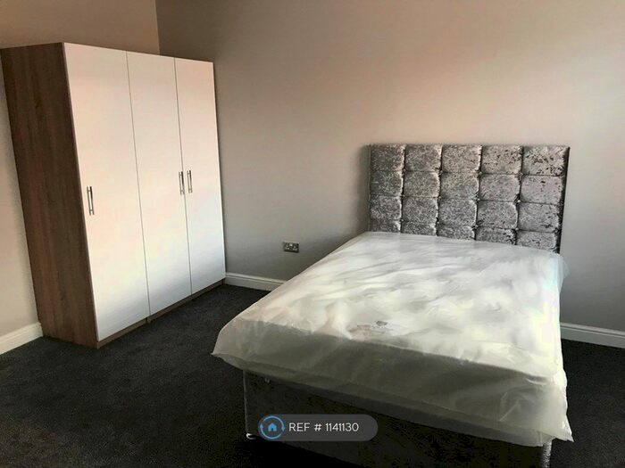 6 Bedroom Flat To Rent In Burscough Street, Ormskirk L39