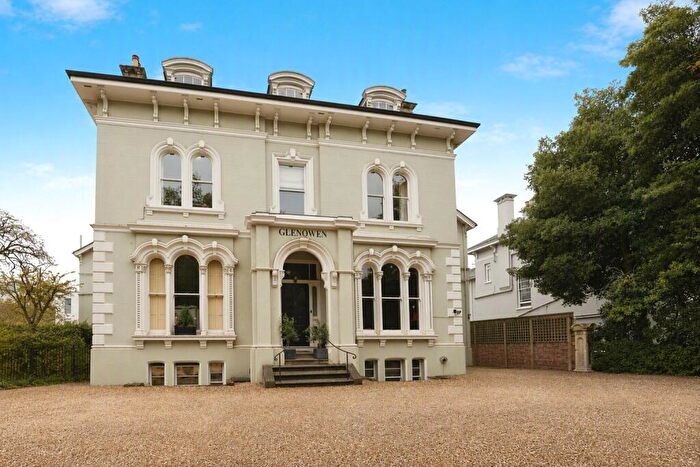 1 Bedroom Flat For Sale In Lansdown Road, Cheltenham, Gloucestershire, GL50