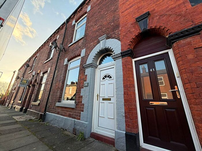 3 Bedroom Terraced House For Sale In Granville Street, Ashton-Under-Lyne, OL6