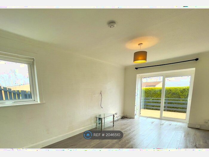 3 Bedroom End Of Terrace House To Rent In Limefield Place, Bathgate, EH48