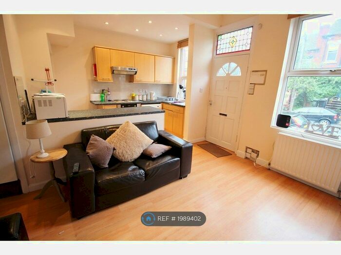 2 Bedroom Terraced House To Rent In Sowood Street, Leeds, LS4