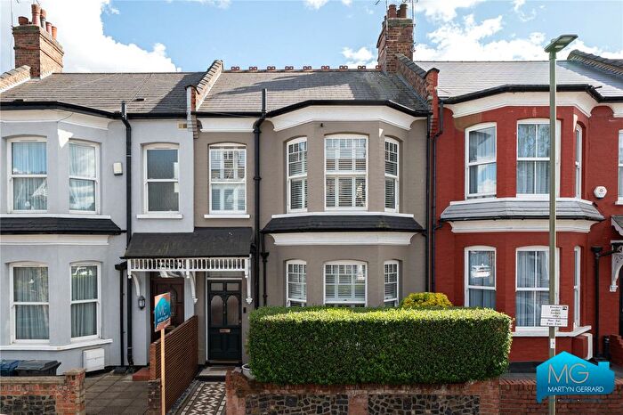 3 Bedroom Terraced House For Sale In Churchfield Avenue, London, N12