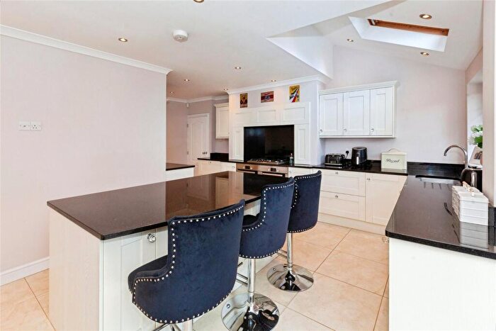 4 Bedroom Detached House For Sale In Cannock Close, Maidenhead, Berkshire, SL6