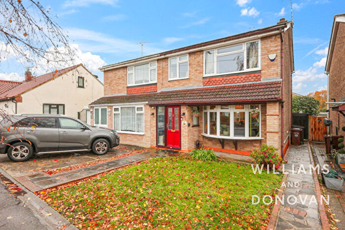 3 Bedroom Semi-Detached House For Sale In Church Road, Thundersley, SS7