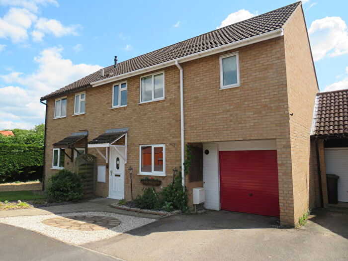 3 Bedroom Semi-Detached House To Rent In The Southerns, Sutton, Ely, CB6