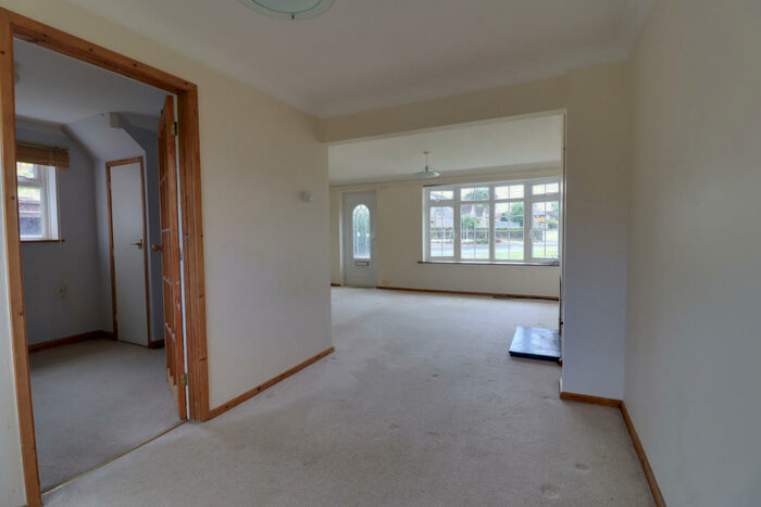 3 Bedroom End Of Terrace House For Sale In Old School Lane, Newmarket, CB8