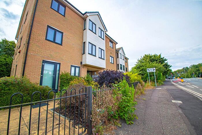 2 Bedroom Apartment For Sale In Royal Court, Eye Road, Peterborough, Cambridgeshire, PE1
