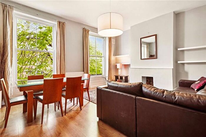 2 Bedroom Flat To Rent In Lilford Road, London, SE5