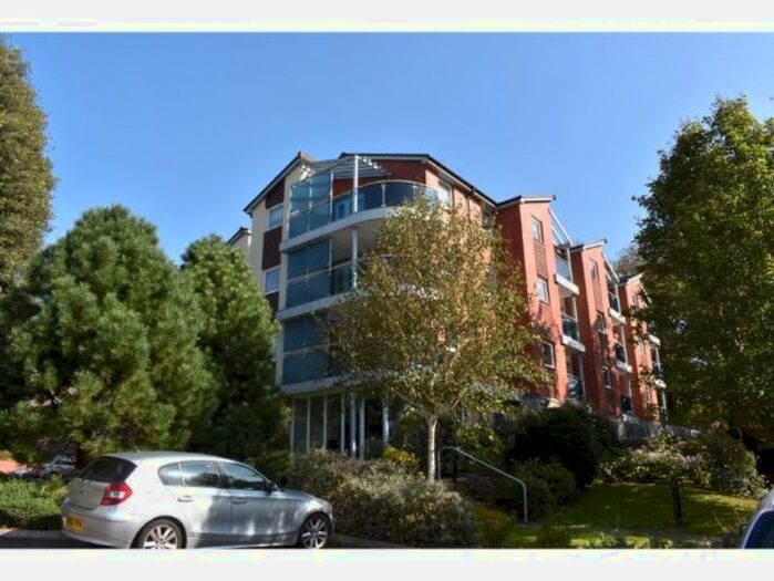 1 Bedroom Flat To Rent In Sketty Road, Sketty, Swansea, SA2