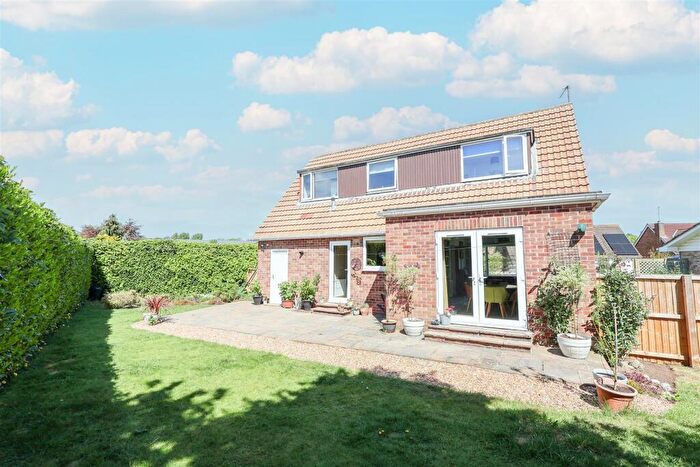 3 Bedroom Detached House For Sale In Red Bank Close, Ripon, HG4