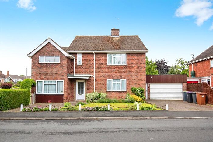 3 Bedroom Detached House For Sale In Hervey Road, Sleaford, NG34