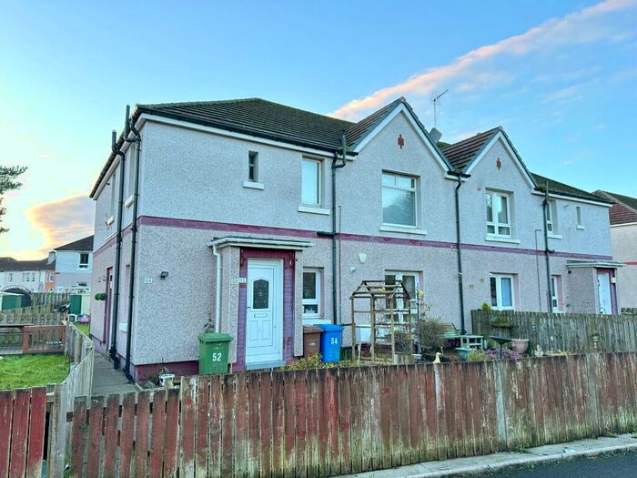 3 Bedroom Flat To Rent In Brock Road, Priesthill, Glasgow, G53