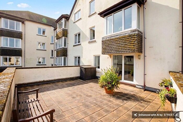 2 Bedroom Flat For Sale In Leander Court, Strand, Teignmouth, TQ14