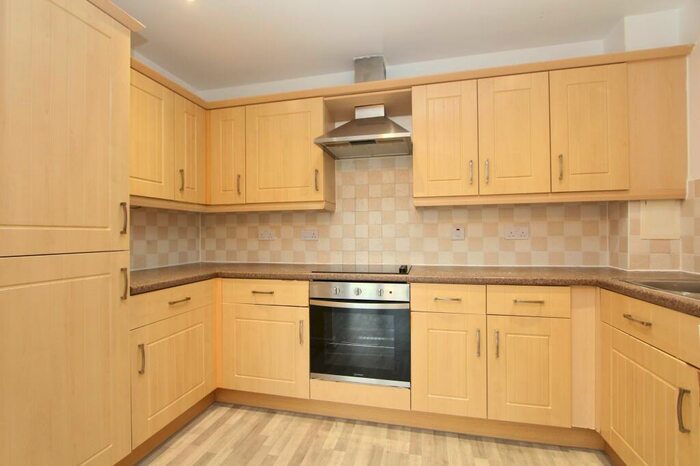 2 Bedroom Flat To Rent In Grant Road, Sunset House Grant Road, HA3