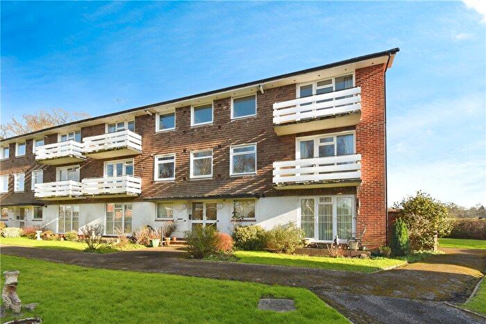 2 Bedroom Apartment For Sale In Tadburn Road, Romsey, SO51