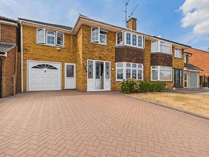 4 Bedroom Semi-Detached House For Sale In Woodley, RG5