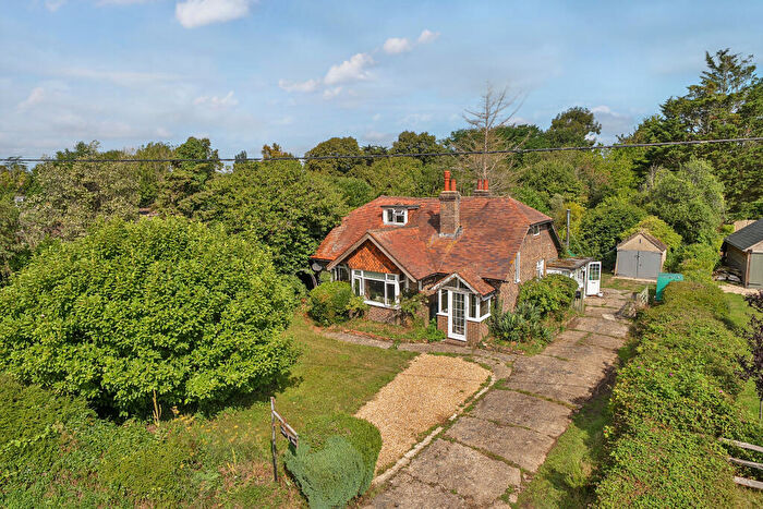 4 Bedroom Detached House For Sale In Eastergate Lane, Arundel, BN18