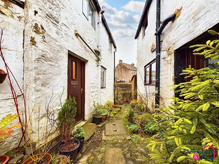 3 Bedroom Cottage For Sale In Beck Side, Barley, BB12