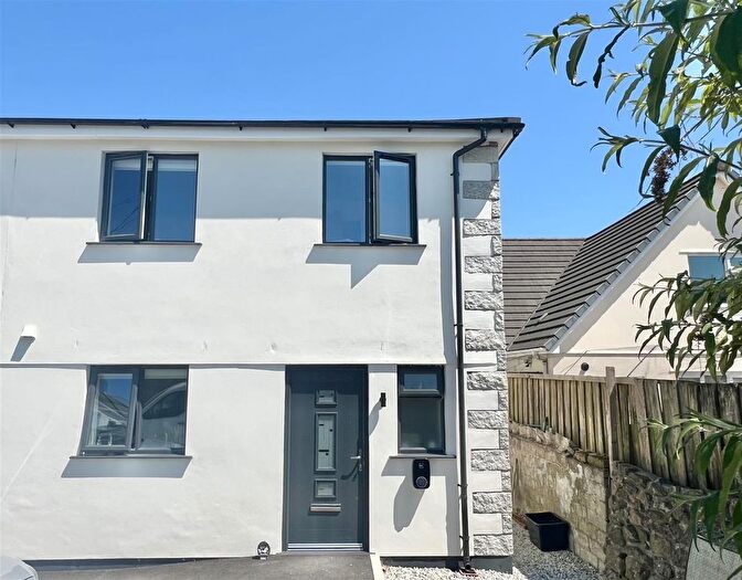 3 Bedroom Semi-Detached House For Sale In Sandy Hill, St. Austell, PL25