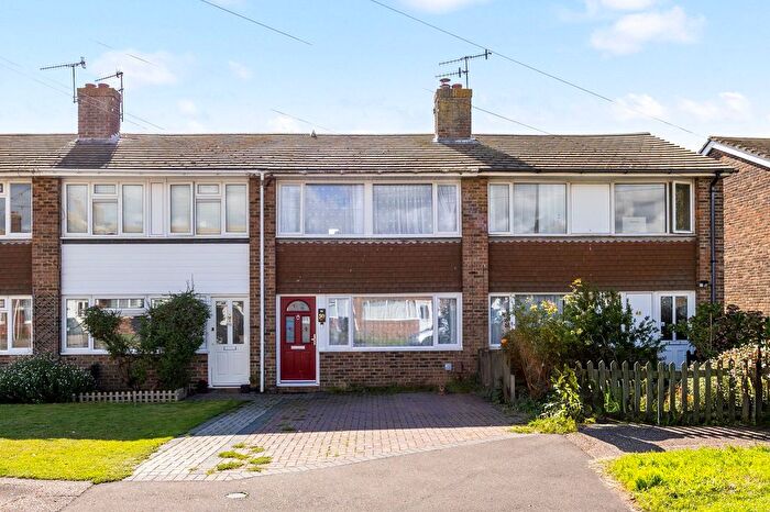 3 Bedroom Terraced House For Sale In Shadwells Road, Lancing, BN15