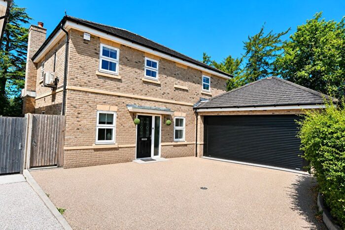 4 Bedroom Detached House For Sale In Milton Grove, Maidstone, ME14