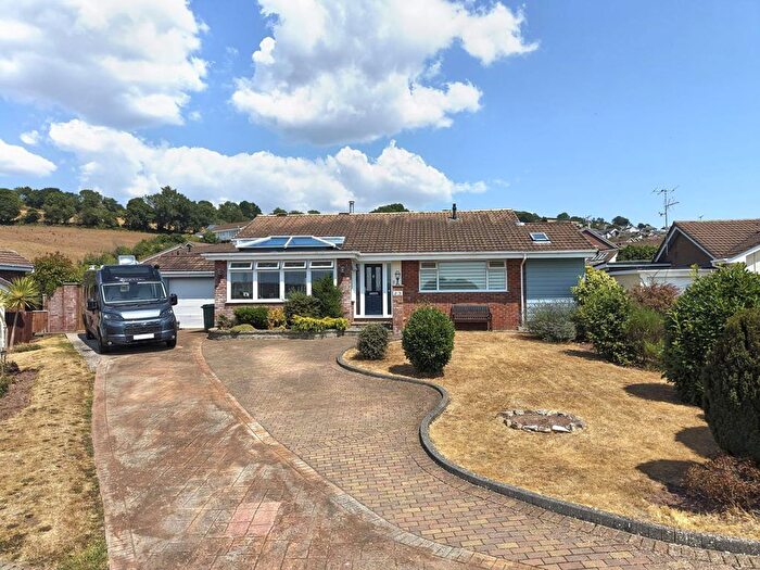 3 Bedroom Detached Bungalow For Sale In Grange Park, Bishopsteignton, TQ14