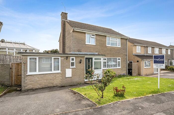 4 Bedroom Detached House For Sale In Home Drive, Wincanton, Somerset, BA9