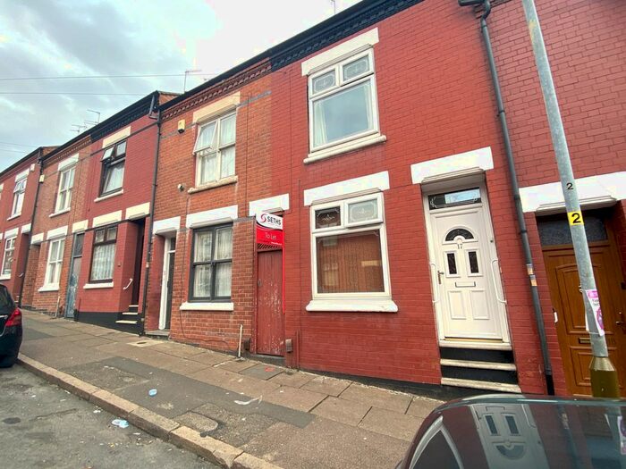 3 Bedroom Terraced House To Rent In Matlock Street, Leicester, LE2