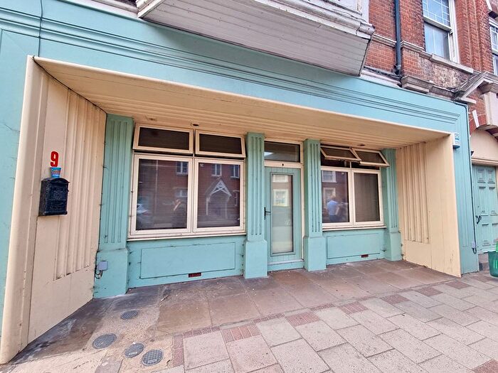 2 Bedroom Flat To Rent In Church Street, Cromer, NR27
