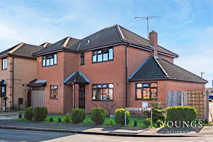 4 Bedroom Detached House For Sale In Fenwick Way, Canvey Island, SS8