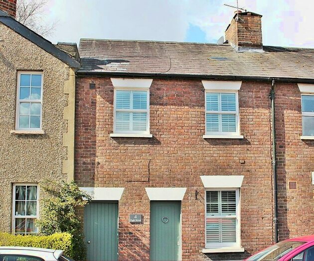 2 Bedroom Cottage To Rent In High Street, Redbourn, St Albans, AL3