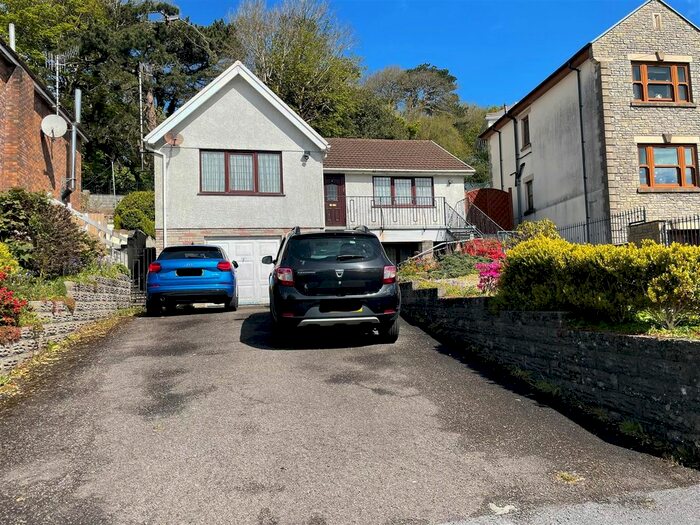 Houses for sale in Llanelli, Carmarthenshire