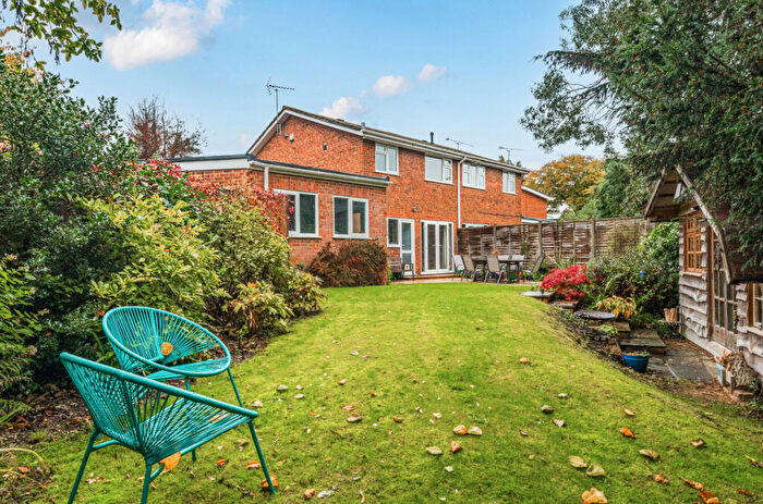 3 Bedroom Semi-Detached House For Sale In Switchback Close, Maidenhead, Berkshire, SL6