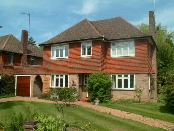 3 Bedroom Detached House To Rent In Hurst Green, Oxted, Surrey, RH8