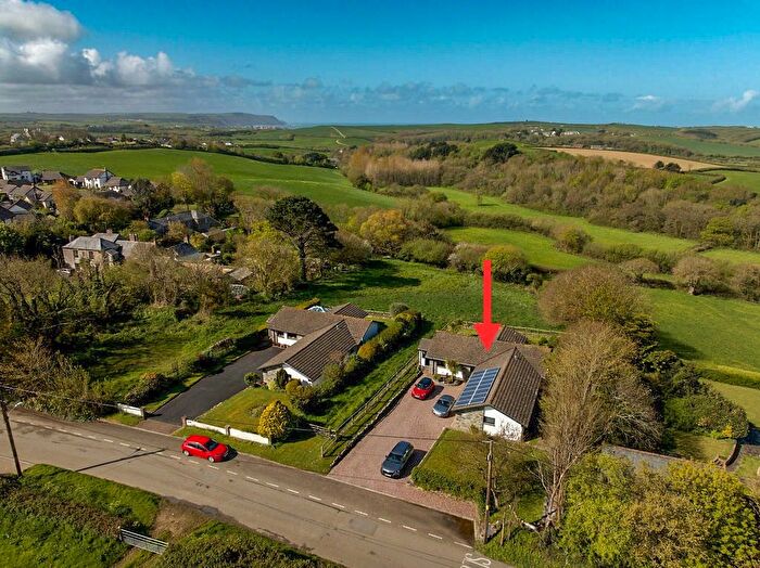 5 Bedroom Detached Bungalow For Sale In Pinch Hill, Marhamchurch, EX23