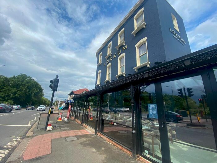 Studio To Rent In Woodford New Road, London, E18