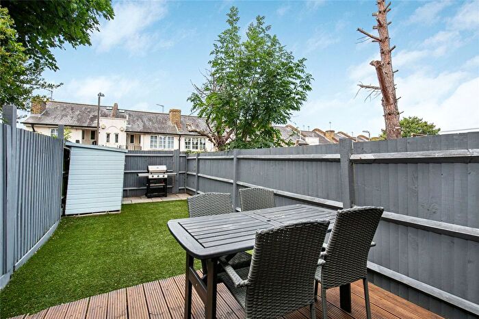 2 Bedroom Terraced House For Sale In Coteford Street, Tooting Broadway, SW17