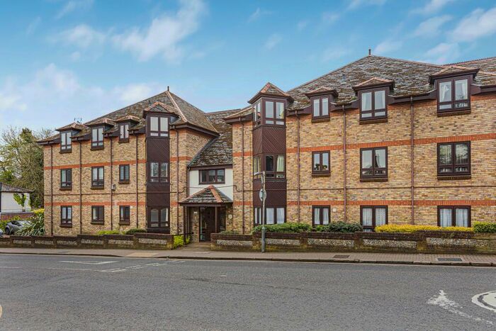 1 Bedroom Flat For Sale In Beaumonds, St Albans, AL1