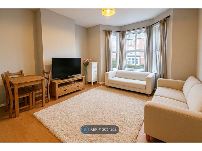 2 Bedroom Flat To Rent In A, London, SW12