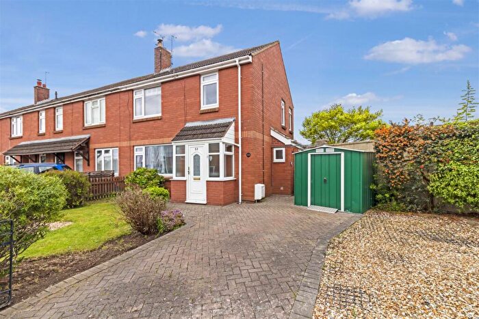 3 Bedroom End Of Terrace House To Rent In Caernarvon Road, Keynsham, BS31