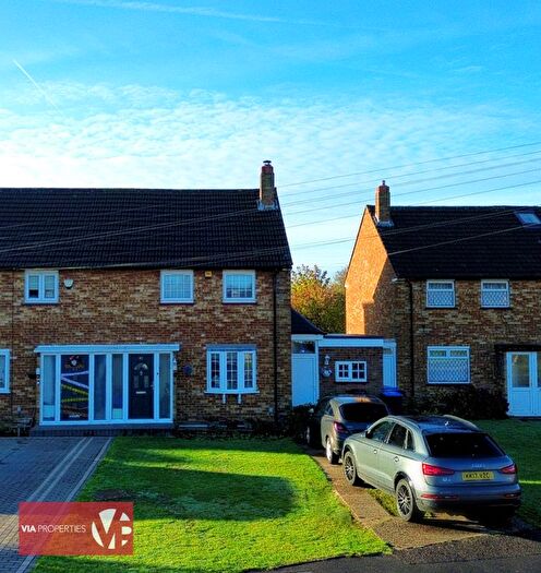 2 Bedroom Semi Detached House For Sale In Beechfield Walk, Waltham Abbey, EN9