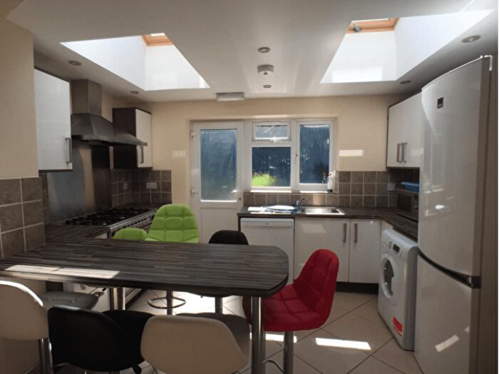 7 Bedroom Terraced House To Rent In Heeley Road, Selly Oak, Birmingham, B29