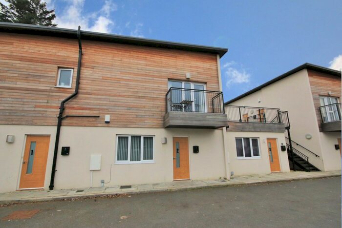 2 Bedroom Property To Rent In Sumner Road, Formby, Liverpool, L37